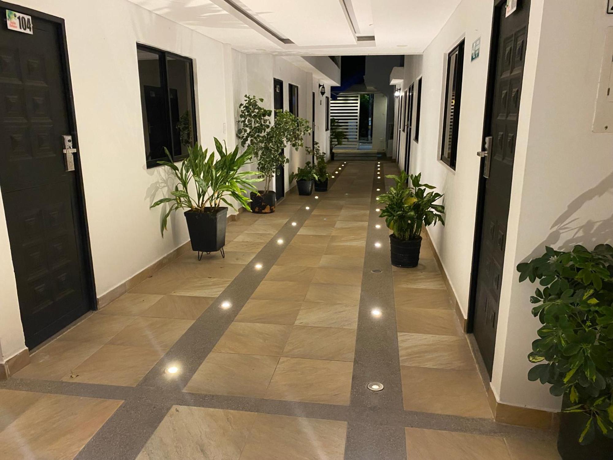 Hotel Deluxe Oasis De La Colina Girardot Esterno foto